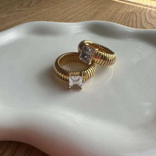 Reina Ring